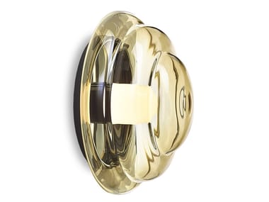 BLIMP - Handmade crystal wall light by bomma