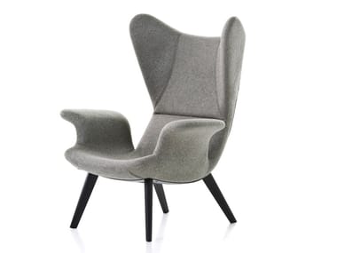 LONGWAVE - Fabric armchair with armrests by Moroso
