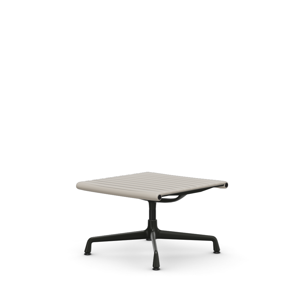 アルミニウムチェア EA 125 – ラウンジ（カバーマテリアル：ファブリックレザー）