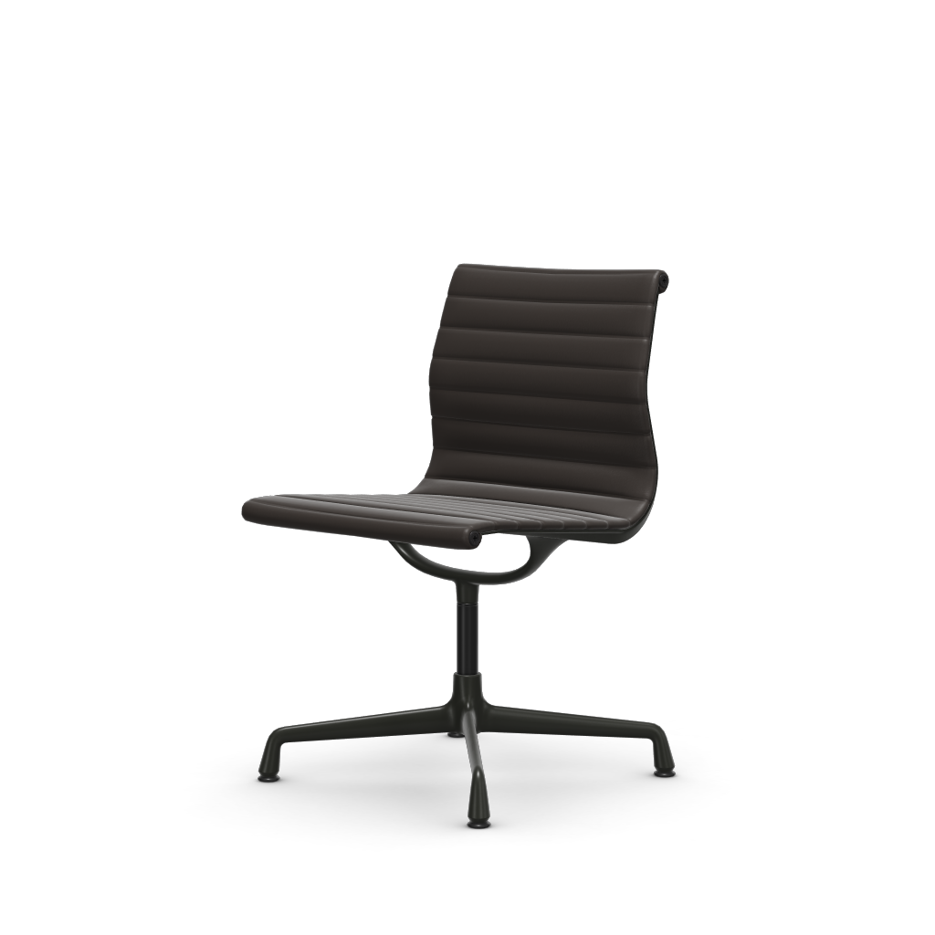 アルミニウムチェア EA 101 – ダイン（カバーマテリアル：ファブリックレザー）