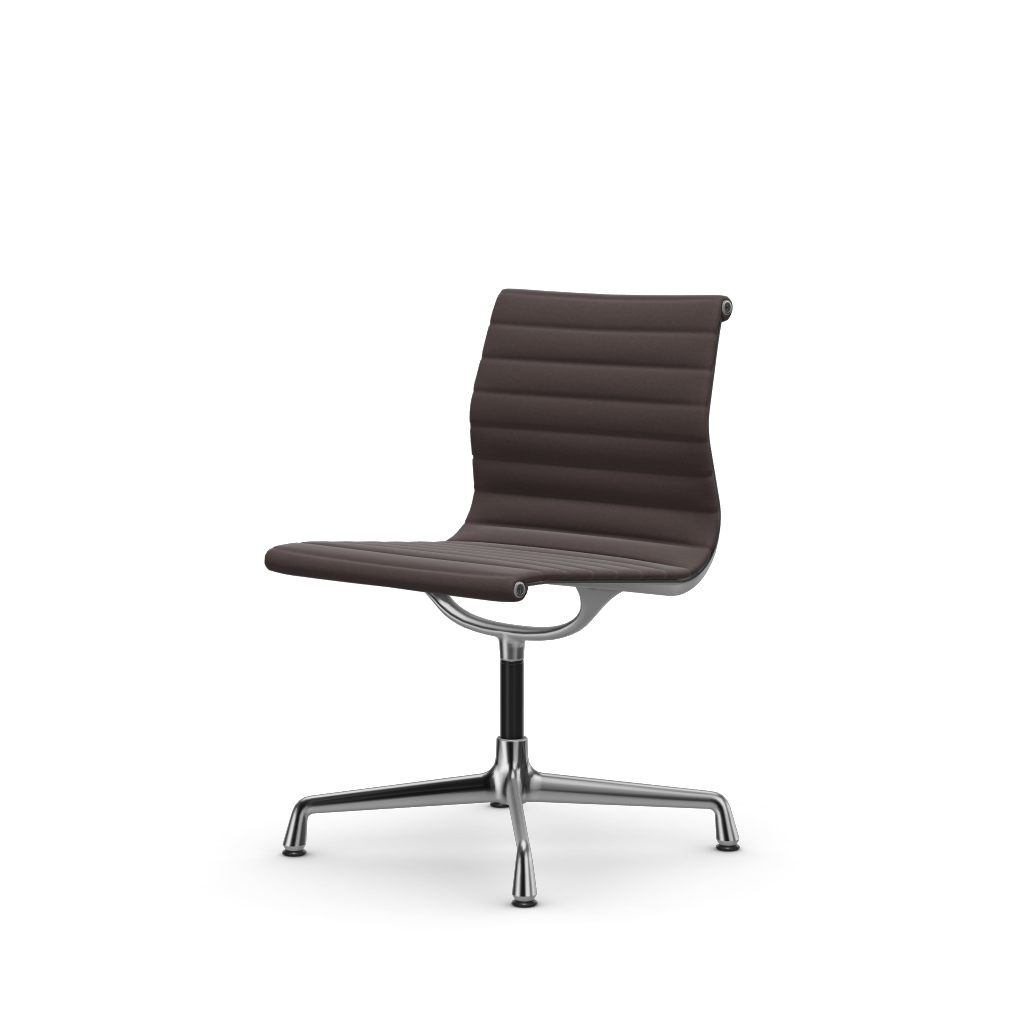 アルミニウムチェア EA 101 – ダイン（カバーマテリアル：ファブリック ホップサック）