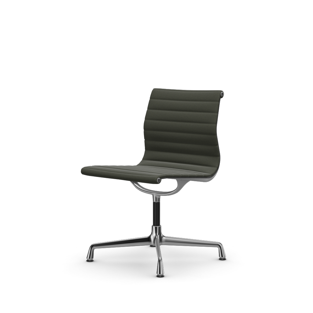 アルミニウムチェア EA 101 – ダイン（カバーマテリアル：ファブリック ホップサック）