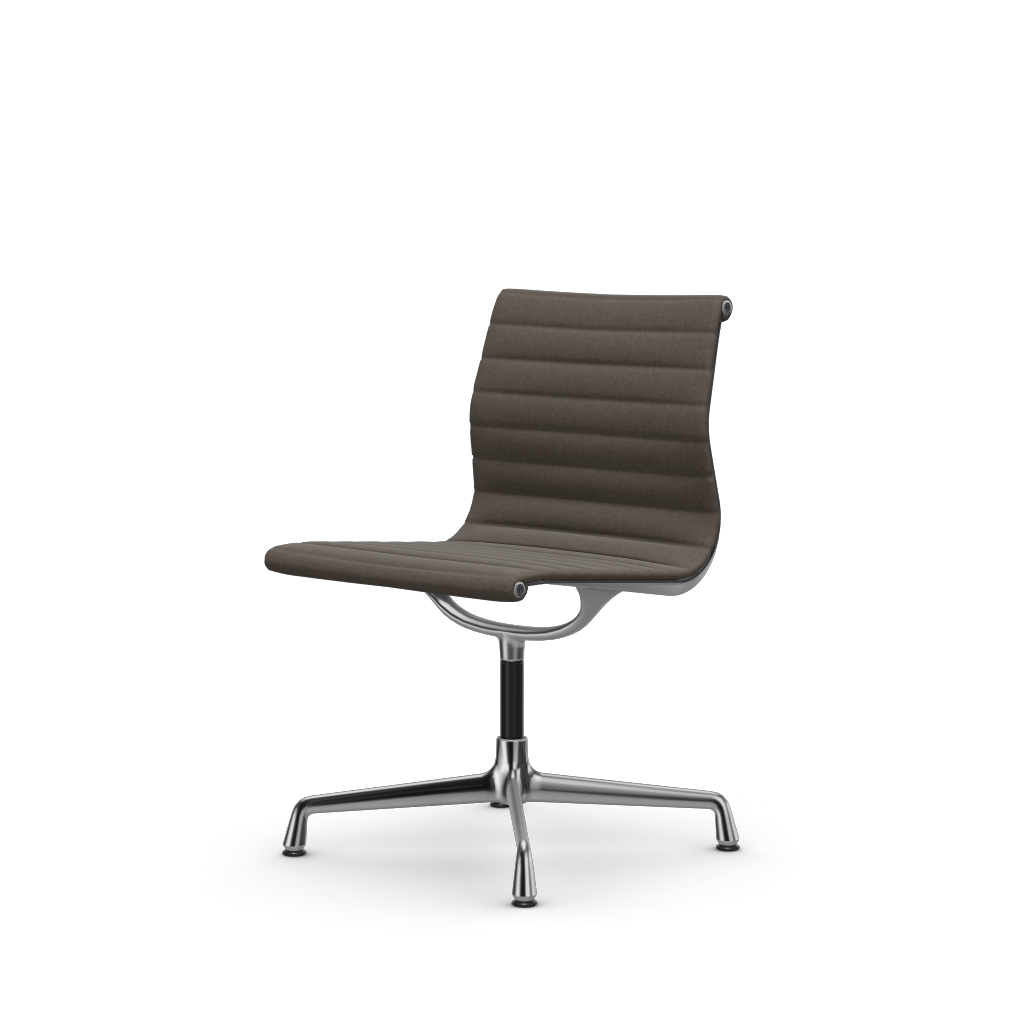 アルミニウムチェア EA 101 – ダイン（カバーマテリアル：ファブリック Cosy 2）