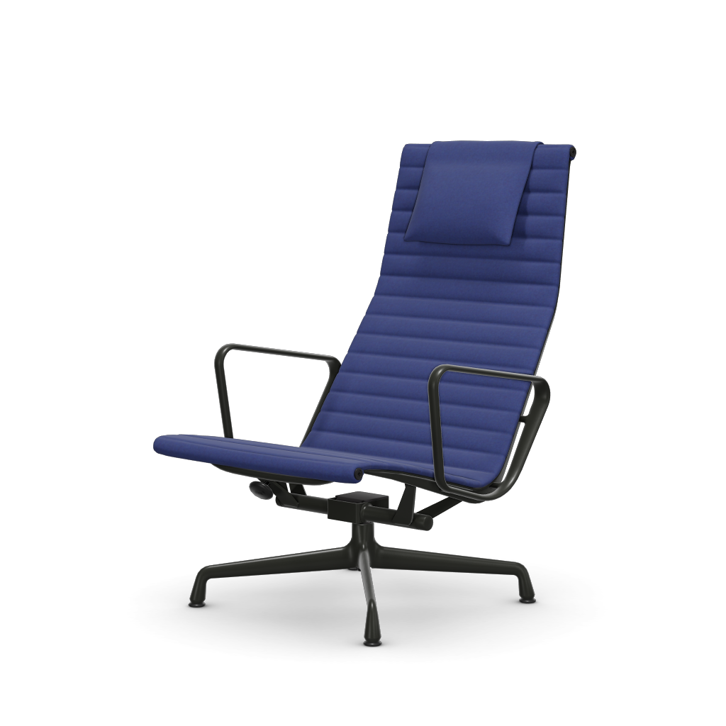 アルミニウムチェア EA 124 – ラウンジ（カバーマテリアル：ファブリック Cosy 2）