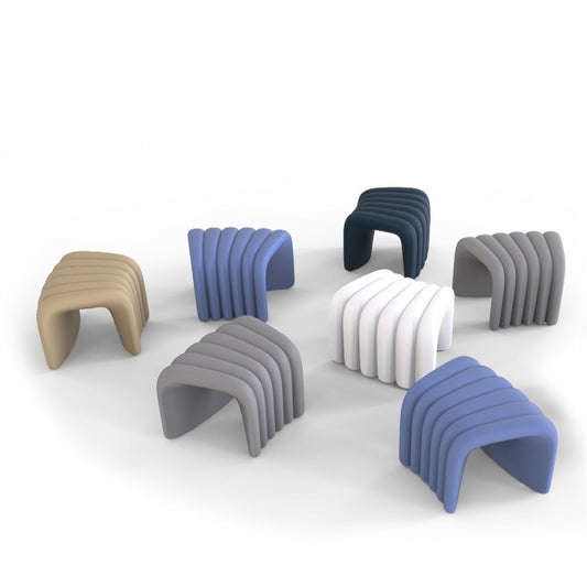 RIVER SNAKE - 連結装置付きポリウレタン製スツール、難燃性パッド入り