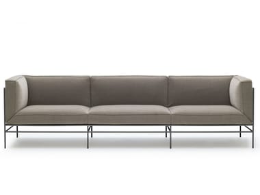MIDDLEWEIGHT - 3 seater fabric sofa by Karakter