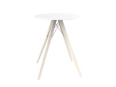 FAZ WOOD - Round HPL dining table by Vondom