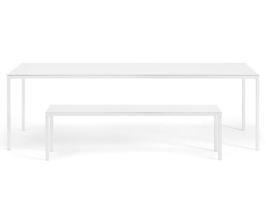 HELSINKI - Rectangular garden table by Desalto