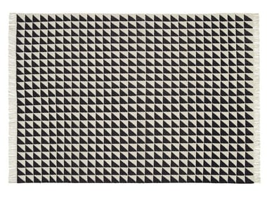 IZA - Rectangular rug with geometric shapes by e15