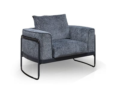 MEGAN - Leather armchair by Longhi