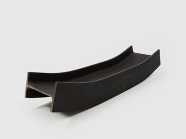 PUTRELLA - Iron centerpiece by Danese Milano