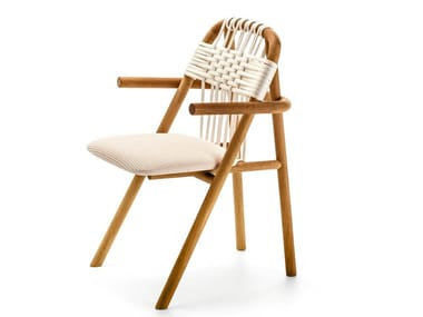 UNAM OUT 02/C - Iroko garden chair with armrests by Very Wood