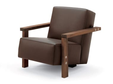 BERBENA - Leather easy chair with armrests by Riva 1920