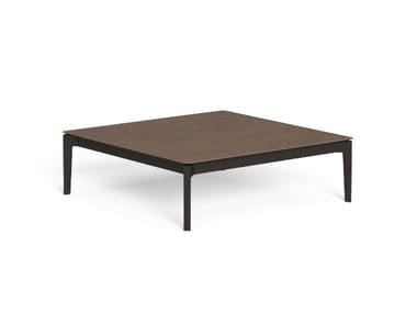 LEAF - Square garden side table by Talenti