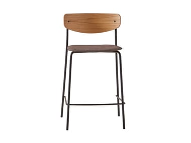 LEA - Stackable stool with footrest by Inclass