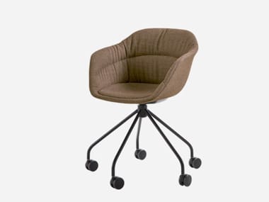 TAIA - Upholstered fabric office chair with castors by Inclass