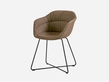TAIA - Fabric chair with armrests by Inclass