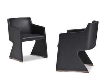 OPHY - Training chair with armrests by I 4 Mariani